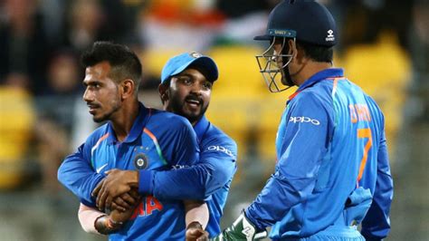 'Latham was hitting me for boundaries, then Mahi bhai said..' Chahal ...