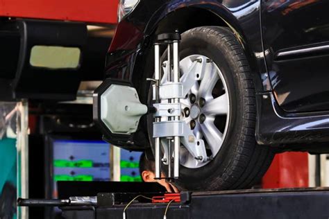 Tire Alignment Near Me [Locator Map + Alignment Guide + FAQ]