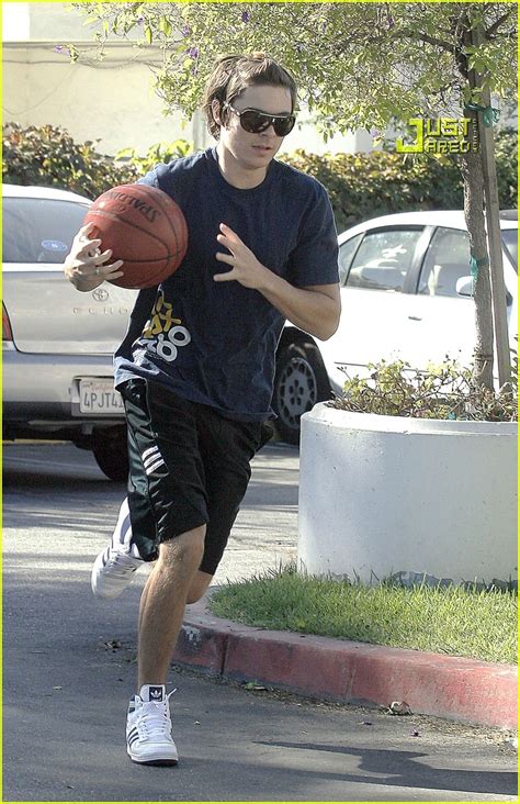 Photo: zac efron basketball balla 08 | Photo 727541 | Just Jared ...