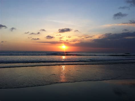 Kuta Beach Sunset, Bali | Kuta beach, Beach sunset, Sunset