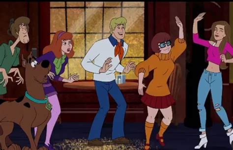 Scooby-Doo and Guess Who? (2019)