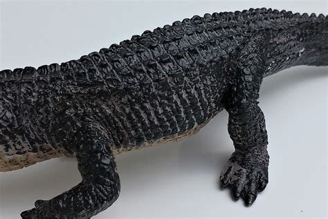 Mojo Alligator with Articulated Jaw #387168 - Jaw Opens