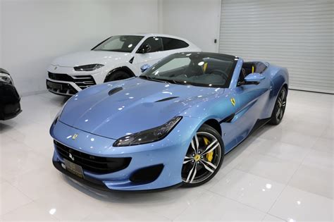 Ferrari Portofino Colors - Ferrari Portofino seen with matte dual tone red black exterior ...