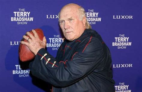 What is the Net Worth and Salary Terry Bradshaw?