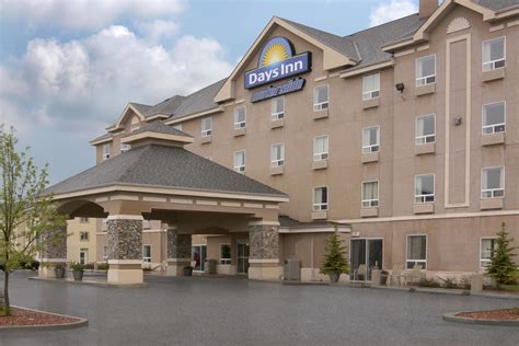 Days Inn by Wyndham Red Deer | Red Deer, AB Hotels