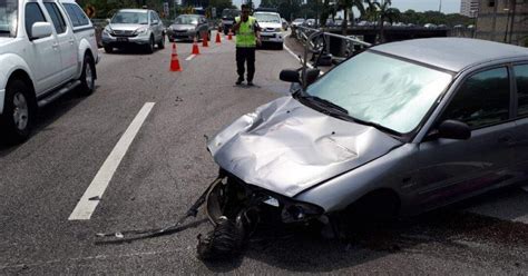 Man Survives Fall From Flyover Onto Roundabout After Being Thrown Out ...