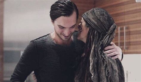 John Murphy and Emori - The 100 | Beauty, Dreadlocks, Hair styles