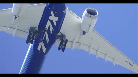 777X landing gear video - YouTube