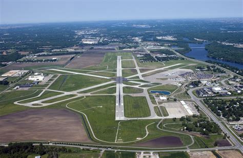 QC airport starts $10-million runway configuration | OurQuadCities