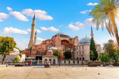 When Is the Best Time to Visit Istanbul? | Celebrity Cruises