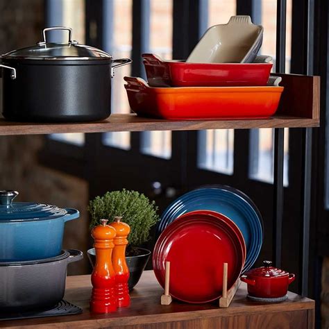 Le Creuset Flame Color