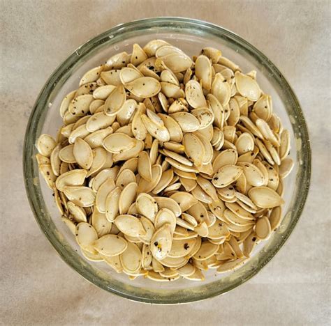 How to Roast Pumpkin Seeds (in the Oven) - Hip Hip Gourmet