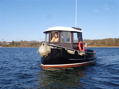 Tasmanian mini tug build | Trawler boats, Boat building, Boat plans