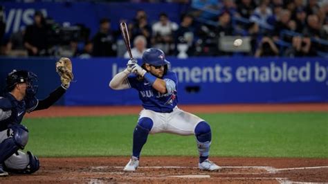 A bandwagon fan's guide to the Blue Jays' playoff run | CBC News