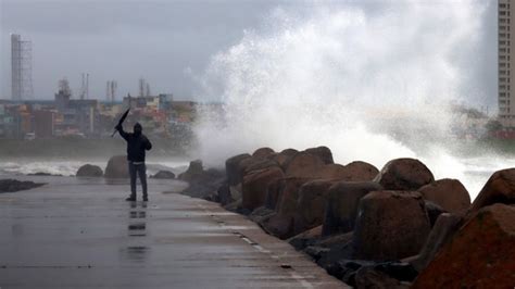 'Michaung' turns into ‘severe cyclonic storm’; heavy rainfall in ...