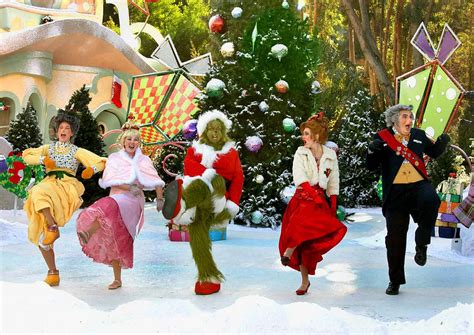 Grinchmas at Universal Studios Hollywood 2016-17