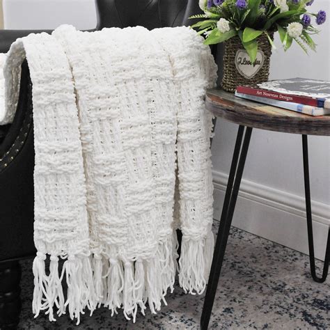 6 inspirational ways to style Decorative Throws - Decorating Tips from the Experts at Home Soft ...