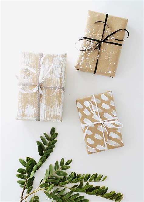 DIY Gift Wrap Ideas For The Holidays - Sendo Invitations