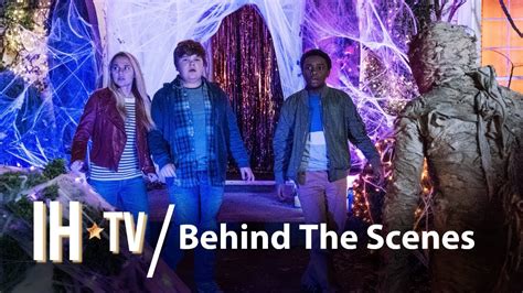 GOOSEBUMPS 2: HAUNTED HALLOWEEN (2018) Behind The Scenes [HD] - YouTube