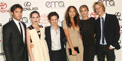 This 'Revenge' Cast Reunion Has Fans Freaking Out