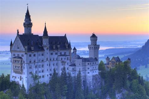 Private Neuschwanstein Castles and Hohenschwangau from Munich 2024