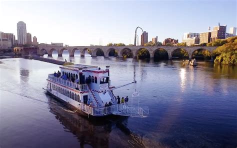 Mississippi River Cruise Aboard the Minneapolis Queen | University of ...