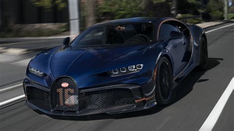 Bugatti Chiron Pur Sport | It's the slowest but the quickest - 198 ...