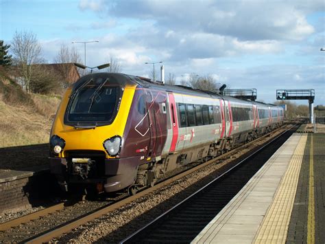 Crosscountry Class 221 Super Voyager 221133 passes through… | Flickr