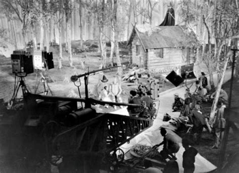 RARE Wizard of Oz behind the scenes on the set 8x10 photo | #3906691304