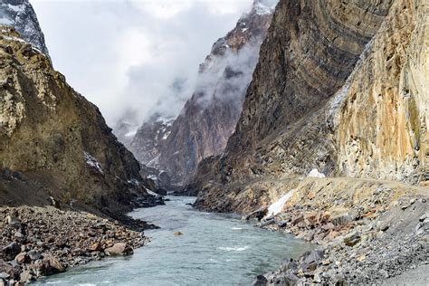 Panj River Gorge Near Khyekhik : Jeff Shea