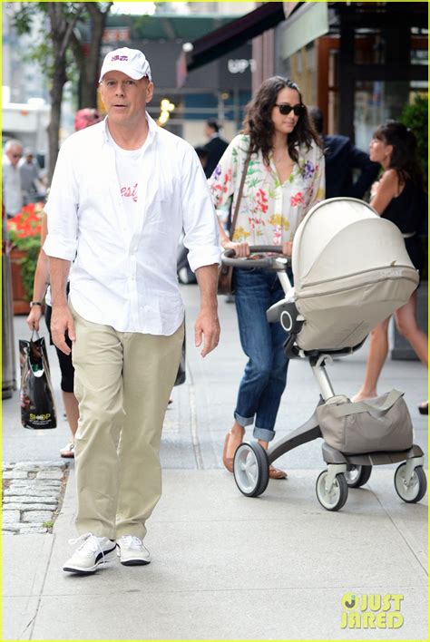 Bruce Willis & Emma Heming: Shopping with Baby Mabel!: Photo 2707191 ...