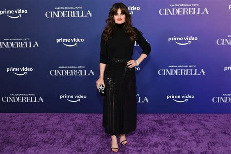 Idina Menzel – “Cinderella” Premiere in Los Angeles 08/30/2021 • CelebMafia