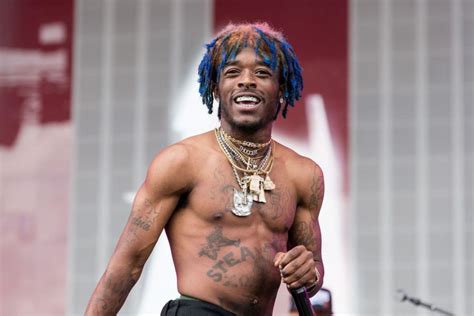 Lil Uzi surprises children in Arkansas with winter coats ...