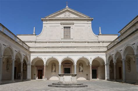 Monte Cassino Monastery: Miraculously Rebuilt After WWII Bombing - GRAND VOYAGE ITALY