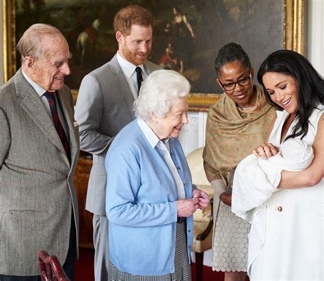 Queen Elizabeth II meets Prince Harry, Meghan's daughter Lilibet