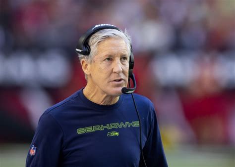 Reports: Seahawks promote Clint Hurtt to DC, add to defensive staff