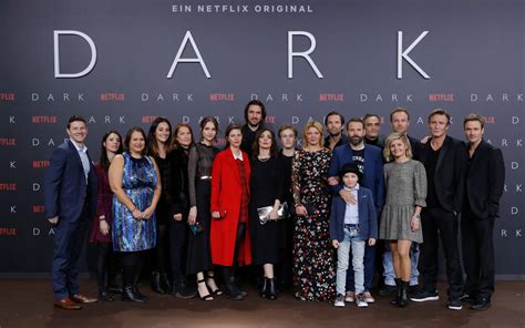 Netflix Originals Dark Season 3 Official Release Date, Who Are In The Cast, Plot, Is Martha Stil ...