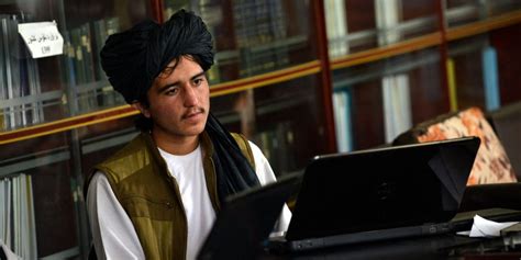 Some Taliban Fighters Sick of 9 to 5 Grind After 2021 Victory: Report - Business Insider