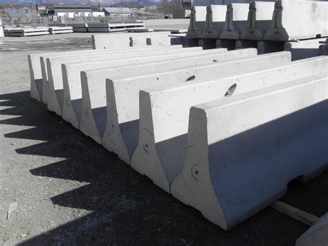 Jersey Barriers - Fairbanks Materials Inc. (FMI)