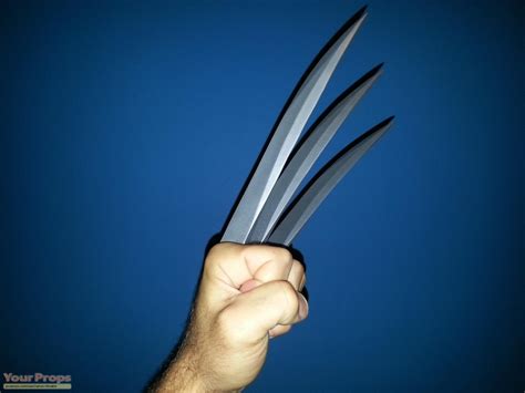 X-Men Origins: Wolverine Wolverine Claws original prop weapon