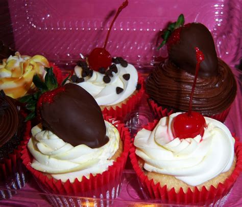 Cupcake Delivery Dallas | Birthday, Wedding Cupcakes Dallas, TX: Favorite Gourmet CupCakes