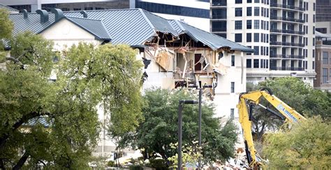 Downtown Austin’s Extended Stay America is Finally Coming Down – TOWERS