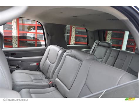 2003 GMC Yukon Denali AWD interior Photo #50888488 | GTCarLot.com