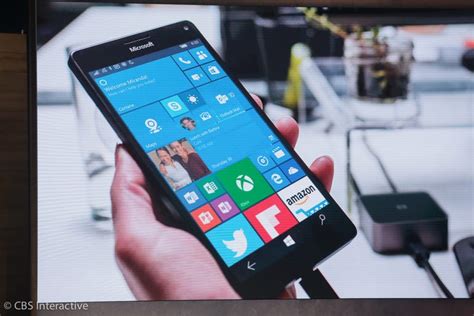 Microsoft Lumia 950 XL review: This capable phone lacks the sparkle of ...