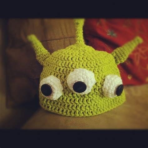 Toy Story 3-Eyed Alien Hat | Birthday Party | Pinterest