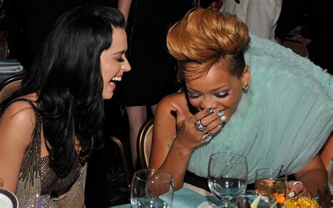 Rihanna and Katy Perry pre-grammy party - Katy Perry and Rihanna fond d ...