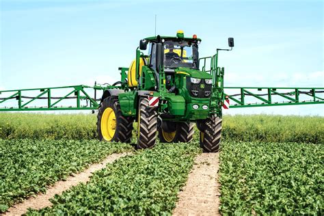 John Deere revamps plumbing on European self-propelled sprayer - Future ...