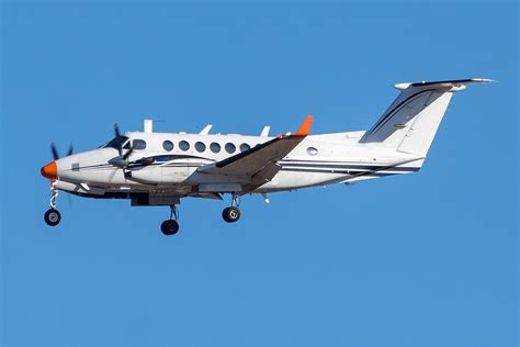 Actualiser 105+ imagen beechcraft king air 350 cruise altitude - fr.thptnganamst.edu.vn