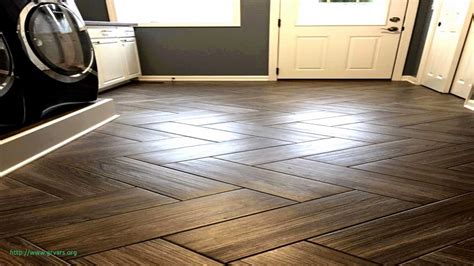 19 attractive Hardwood Floors Vs Porcelain Tile | Unique Flooring Ideas