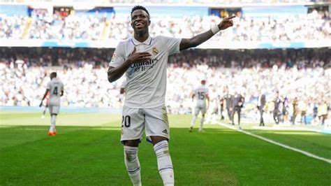 Real Madrid's Vinicius Junior calls out haters of dancing goal ...